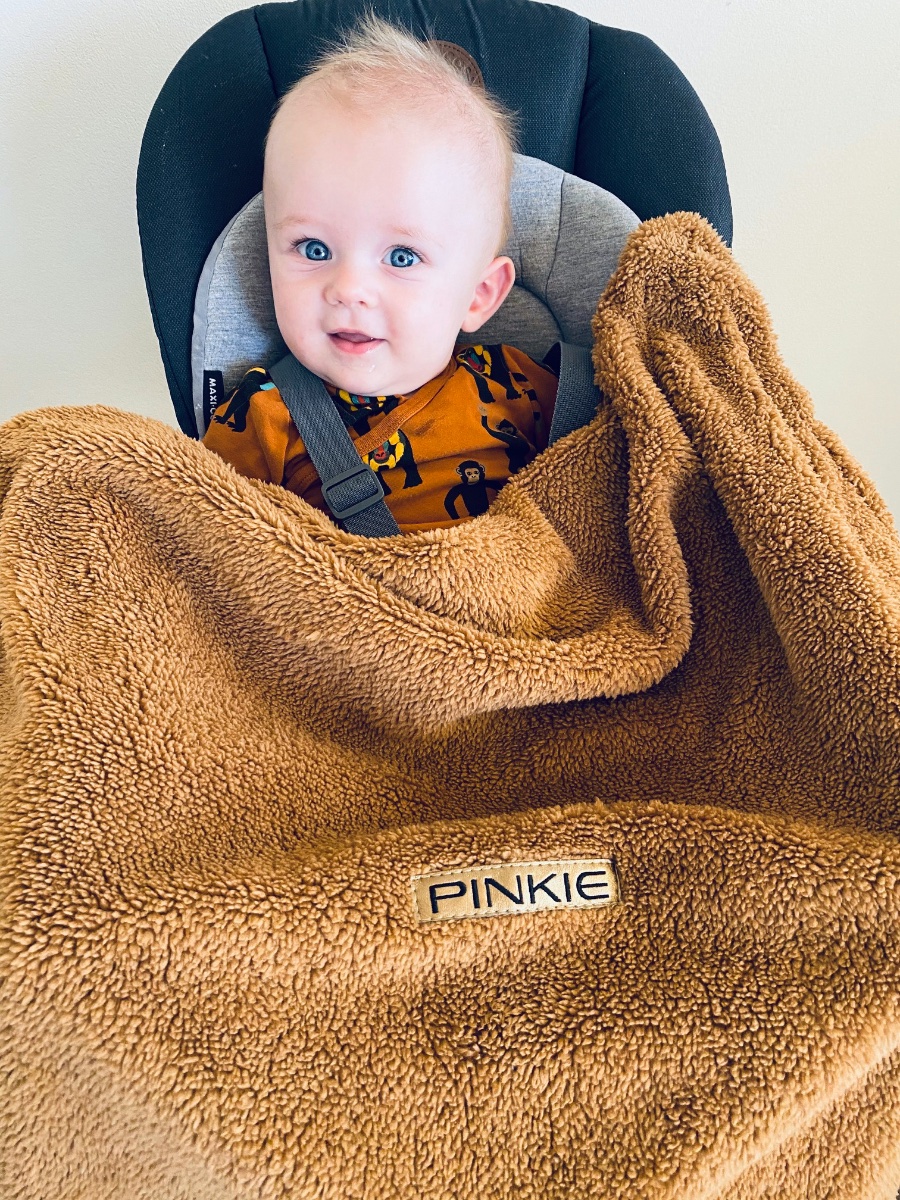 kliknutít zobrazíte maximální velikost obrázku Összehúzható Pinkie Soft Brown takaró